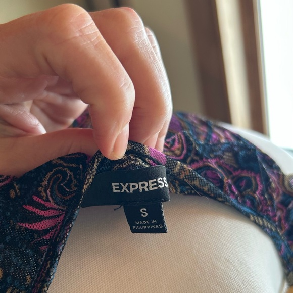 Express Multicolor Paisley Mesh Ruffle Top - Picture 3 of 10